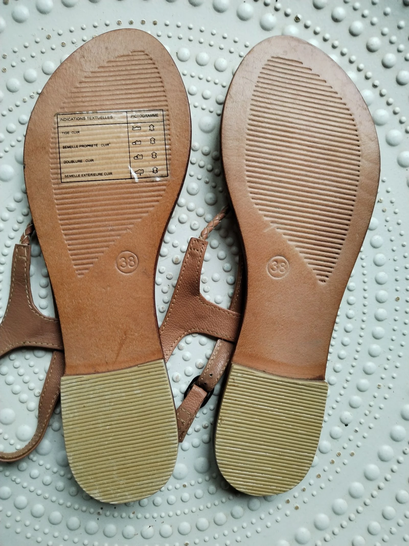 Sandalias de mujer estilo pies desnudos nunca usadas en cuero. 38 – photo 13